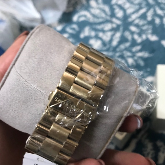 NWT Michael KORS gold watch MK5706 - Picture 5 of 8
